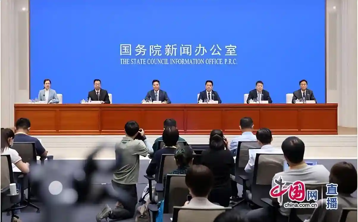 中国发布丨改造爸妈自住房能用公积金吗？装修时旧家具放哪儿？促家居消费新政来了